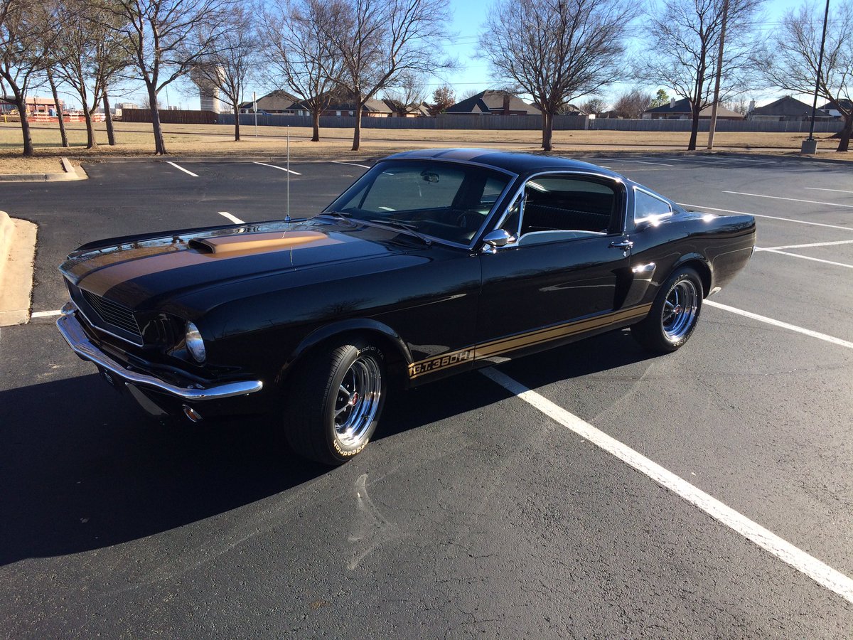bigduke47's tweet image. #FastbackFriday Nothing wrong with tributes. Miss him.