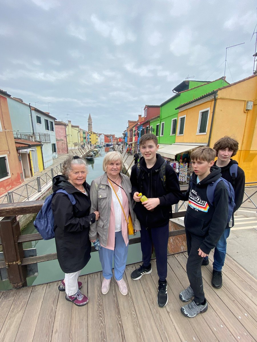 EF Tours Canada tweet media