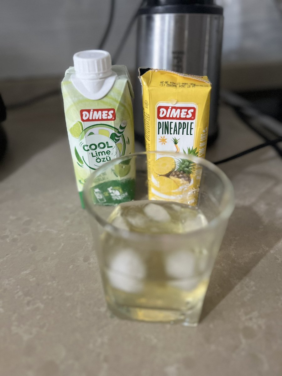 @gecebeg Soda lıyıda ben beğenemedim ama ananas la mutlaka denemelisin