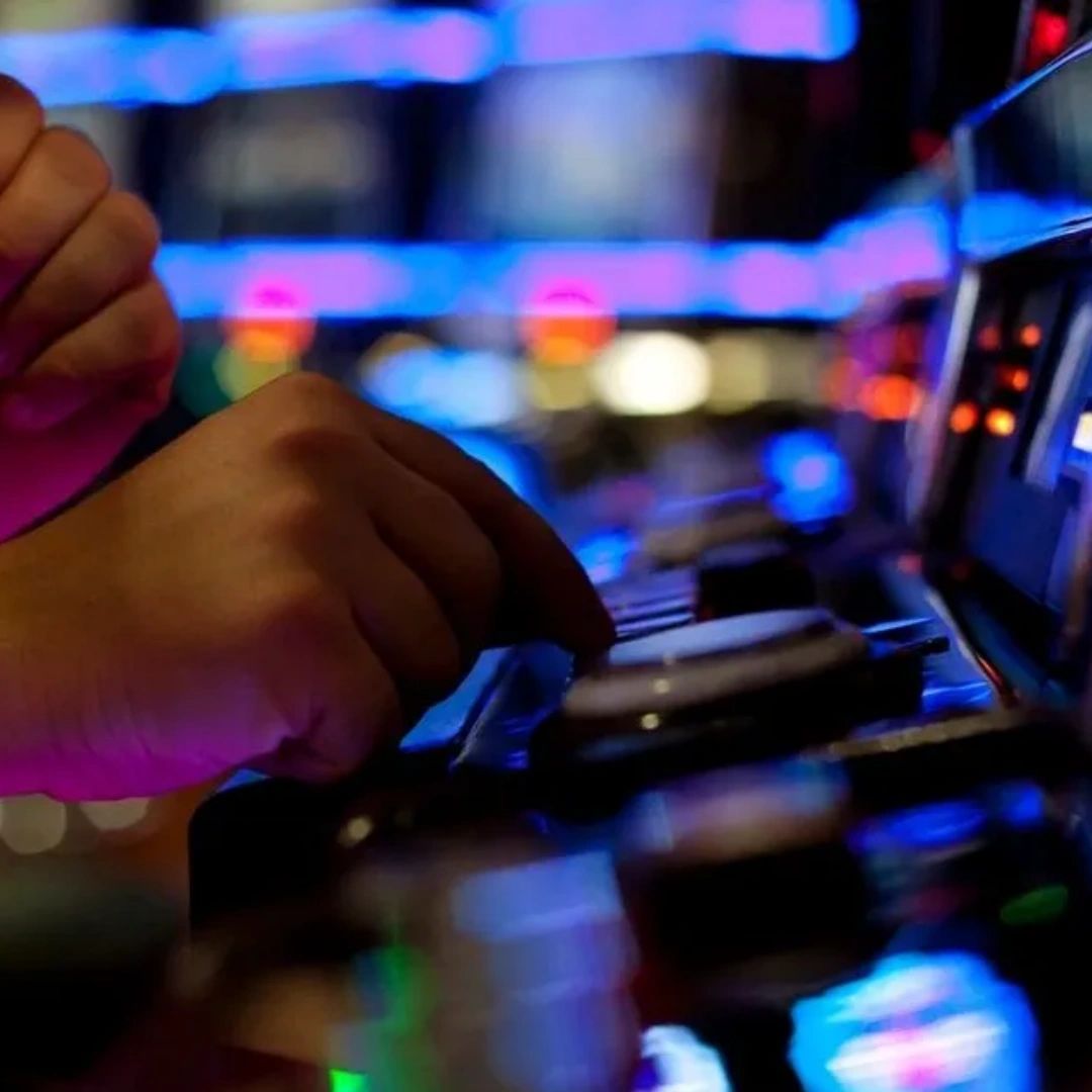 entlightprod's tweet image. At Entertainment Lighting and Production, we prioritize your needs and ensure a smooth rental process. Don't settle for subpar support that leaves you in the dark. Choose us for exceptional service every step of the way! #customerfirst #theatrelife #santaclaritabusiness