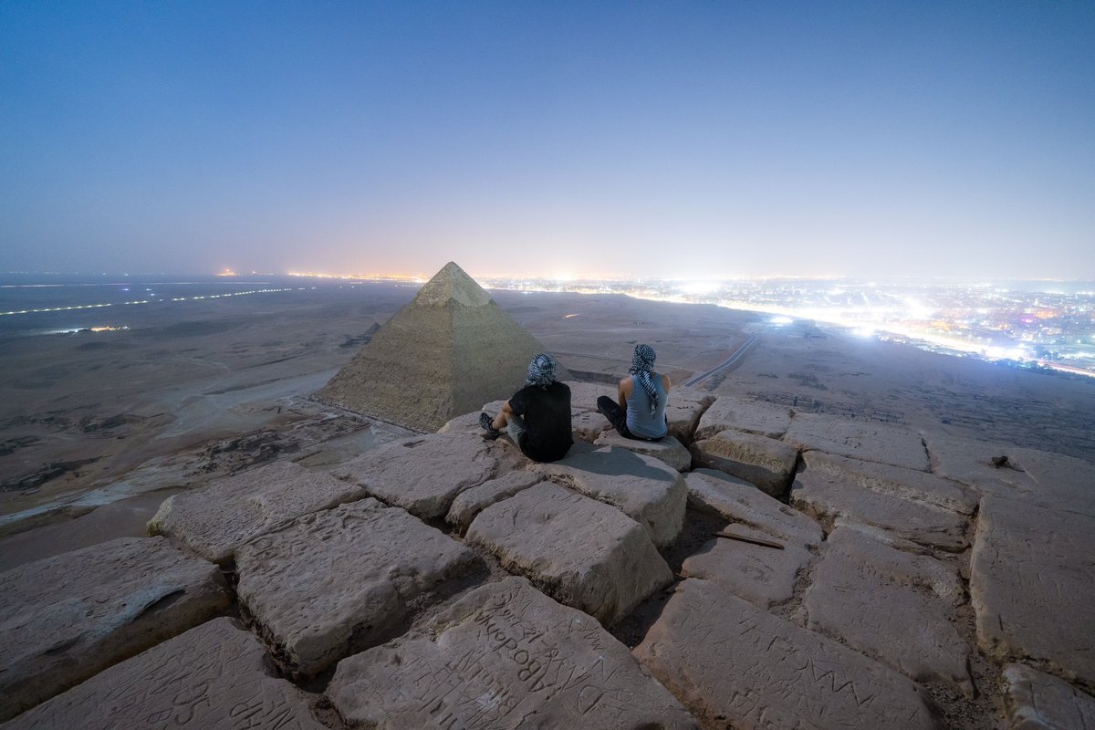 DrifterShoots's tweet photo. A night on the great pyramid of Giza https://t.co/SWE6WF7LxF