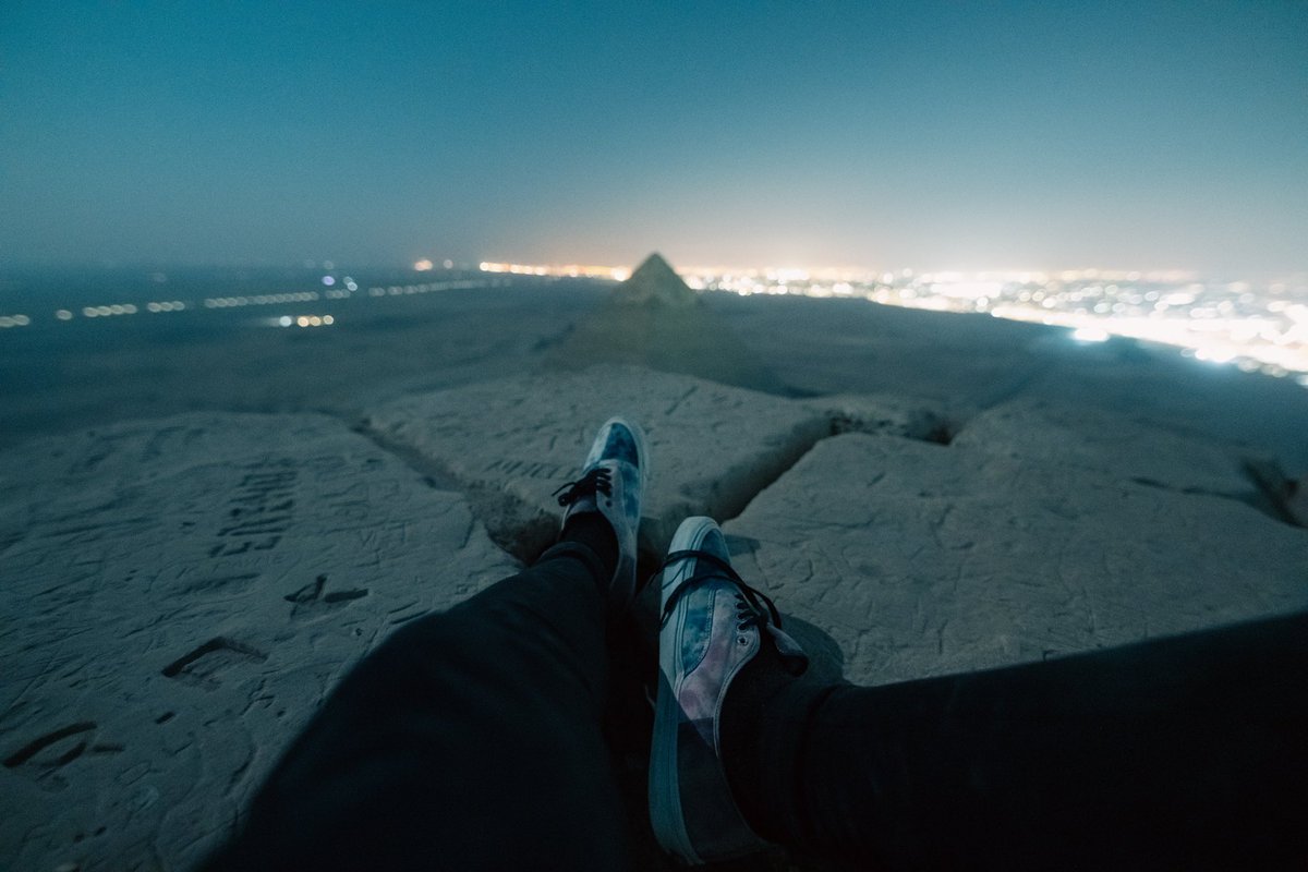 DrifterShoots's tweet photo. A night on the great pyramid of Giza https://t.co/SWE6WF7LxF