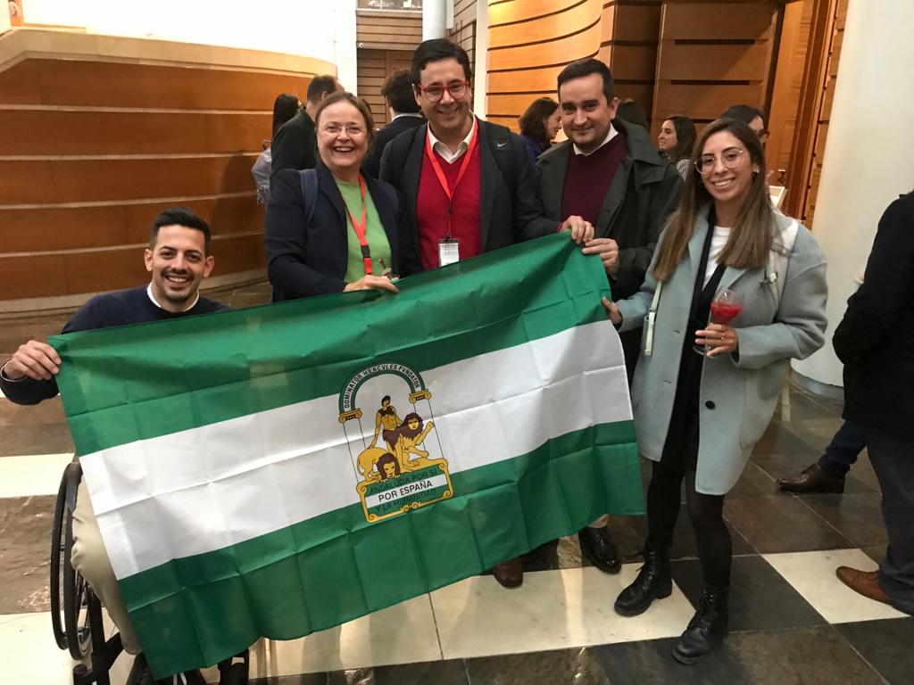 Terminando el 4° Congreso Mundial de <a href="/CIELOlaboral/">Comunidad CIELO</a> en <a href="/derechouandes/">Derecho UANDES</a>.
Con Andalucía en el corazón !! <a href="/EsperanzaMacar7/">EM Sierra Benítez</a> <a href="/luciaraguez/">Lucía Aragüez</a>