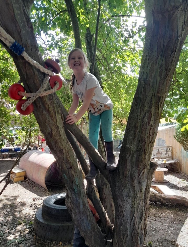 Peeple_Becky's tweet photo. It's the end of an era in our house today - my littlest one left her wonderful nursery. They've been everything an early years setting should be and have given her the best start ❤️ we are so lucky to have such dedicated teachers!
#EarlyYears #offtoschool #forestschoolnursery https://t.co/k6W5gTOGpM