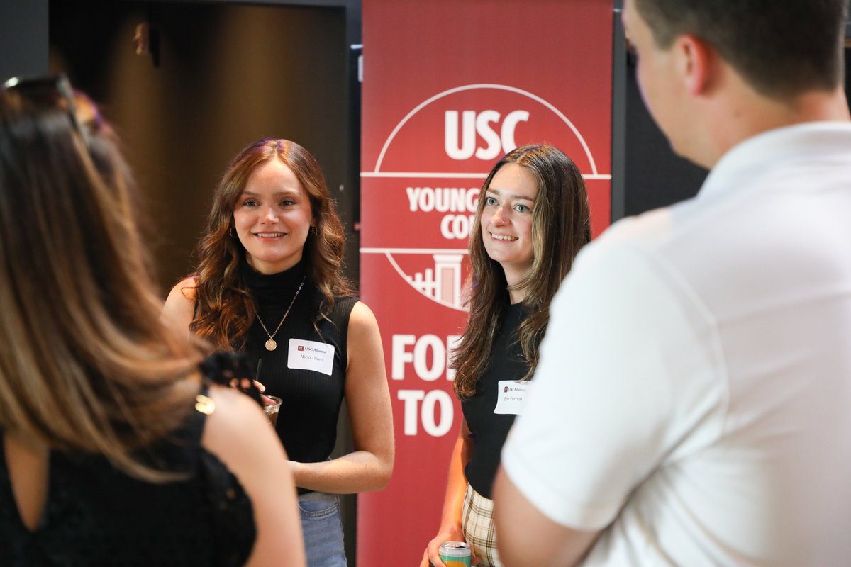 UofSCYAC's tweet image. 🤙 We’re taking over Soda City on August 10 for another NETWORKING CHALLENGE! Meet young alumni in the Columbia area while enjoying an evening downtown.
Register today: eventbrite.com/e/young-alumni…