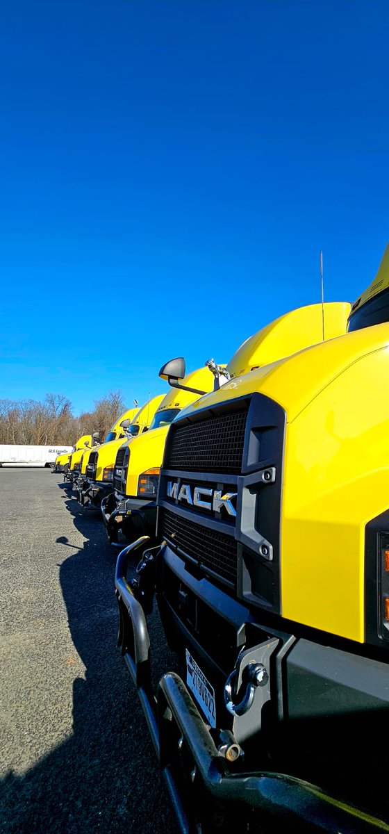centraltransprt's tweet photo. Our Mack Trucks are lined up and ready for the weekend! Happy Friday! 

#CTPride #MackTrucks #CentralTransport #CTFleet #LTL https://t.co/jDI7MniIhf