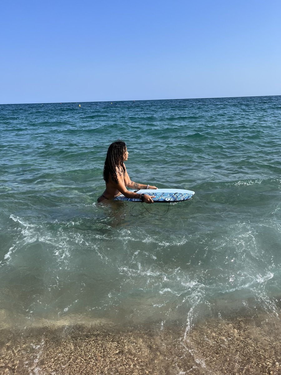 tokischa_sol's tweet photo. Menkanta san pol y puedo anda con la teta al aire libremente 🥰 https://t.co/pg3LQ7EioM
