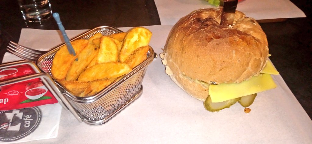 🤵🇲🇰😜 tweet media