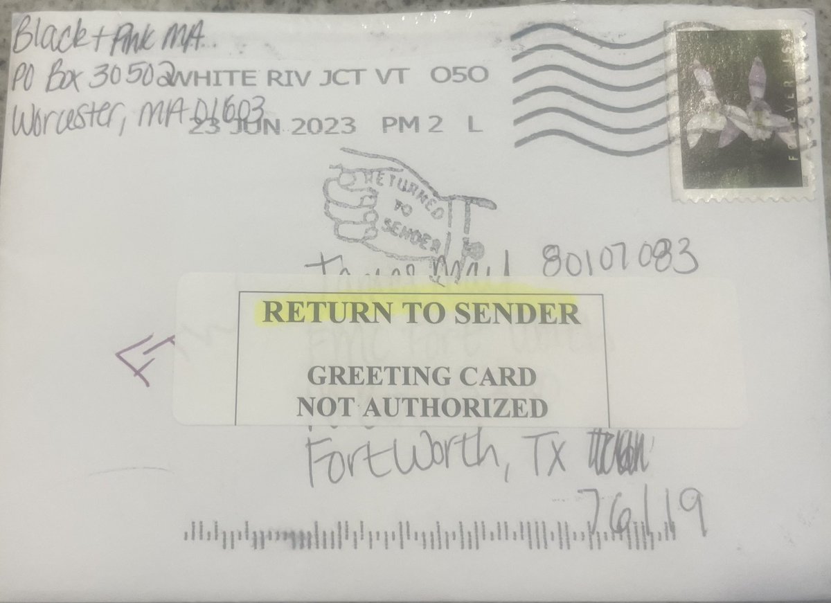 The inhumanity and callousness of prisons is evident in things as benign as mail policies. Here you can see one prison does not even allow cards. That means no birthday, Christmas, holiday, mothers/Father’s Day cards. 

Imagine how these facilities deliver medical, mental health,… https://t.co/YbAQJfOgMS https://t.co/0cszHcjM2H