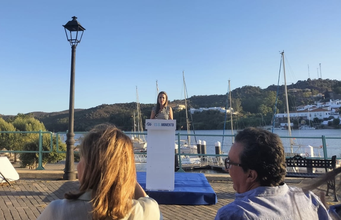PPCartaya's tweet photo. 🔹 Miembros del Partido Popular de #Cartaya han estado presentes hoy en el 𝗮𝗰𝘁𝗼 𝗱𝗲 𝗰𝗶𝗲𝗿𝗿𝗲 𝗱𝗲 𝗰𝗮𝗺𝗽𝗮𝗻̃𝗮 que ha tenido lugar en Sanlúcar de Guadiana. 

⬇️⬇️ https://t.co/LQwgsekfFW