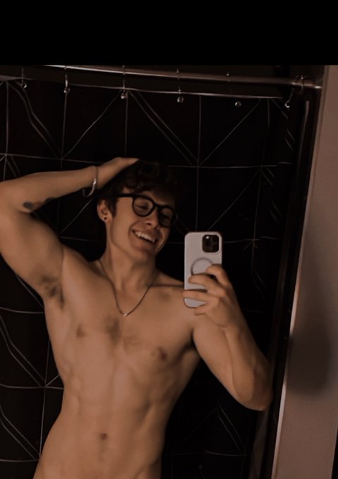 Extremely psyched about the fitness progress ?? https://t.co/BKwYvliJLv