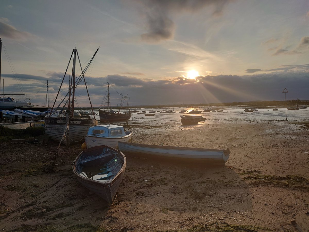 Henry Long 🐦 tweet media