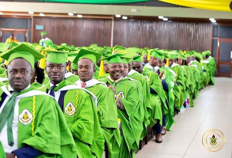 Thevokofficial's tweet photo. 📍📍ATTENTION STUDENTS📍📍

In this year's Undergraduate Graduation, KNUST can record the best-ever CWA in history from the College of Engineering. 

This record is expected to be set by a female Biomedical Engineering student with a current CWA of 90.40 ⭐️⭐️⭐️ Stay tuned. https://t.co/xd9p3M4eXQ