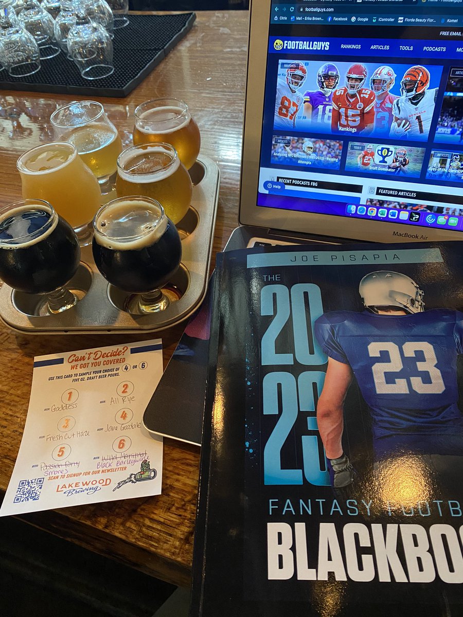 amerika108's tweet photo. ✨Doing things✨
Thanks to the #SFB13 #DallasLive for the awesome resources I won during the silent auction! Ready for my season (and some good beer!)
@JoePisapia17 @Footballguys @ScottFish24 https://t.co/PI6qL4Xiw9