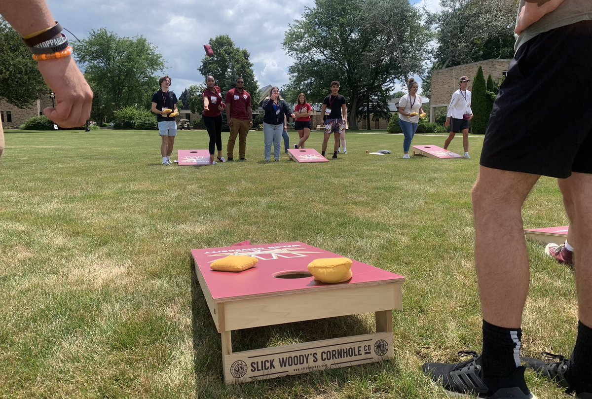 WalshUniversity's tweet photo. Swords Up to our new students! It was great having you on campus today for Summer Orientation. The school year is almost here! https://t.co/BuX5vm3SEl