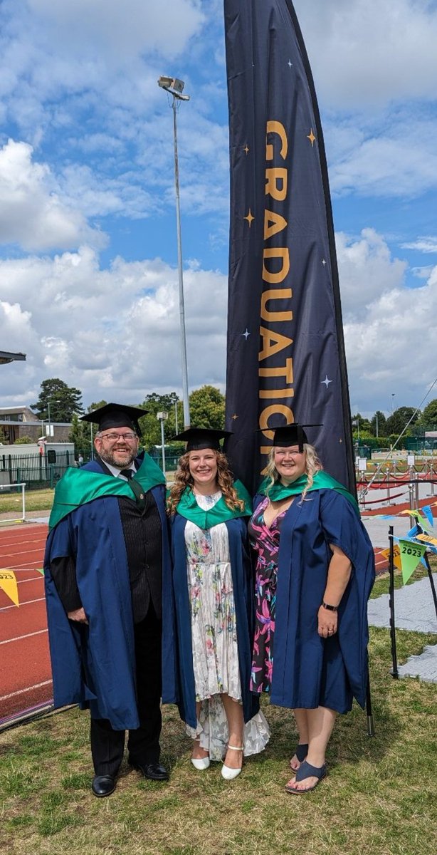 Mimez5's tweet photo. So this happened today #MScOMG #UEAGrad #AdvancedPractice @antkitchener @EEAST_UrgCare @NkwilliamsNw https://t.co/pNvNmcFvEf