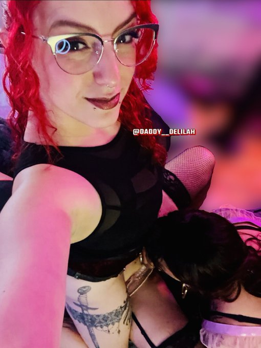 If you look carefully, I&rsquo;m straddling a sub that @GrazianoNikki is blowing ..  When another bitch has