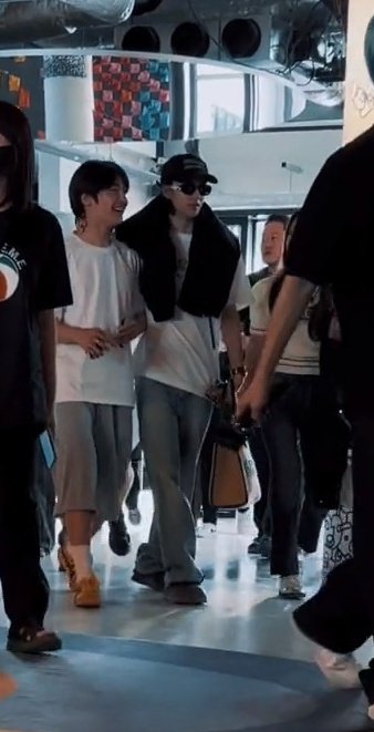 ssomi_SKZlove's tweet image. 서공예즈 머야 😳