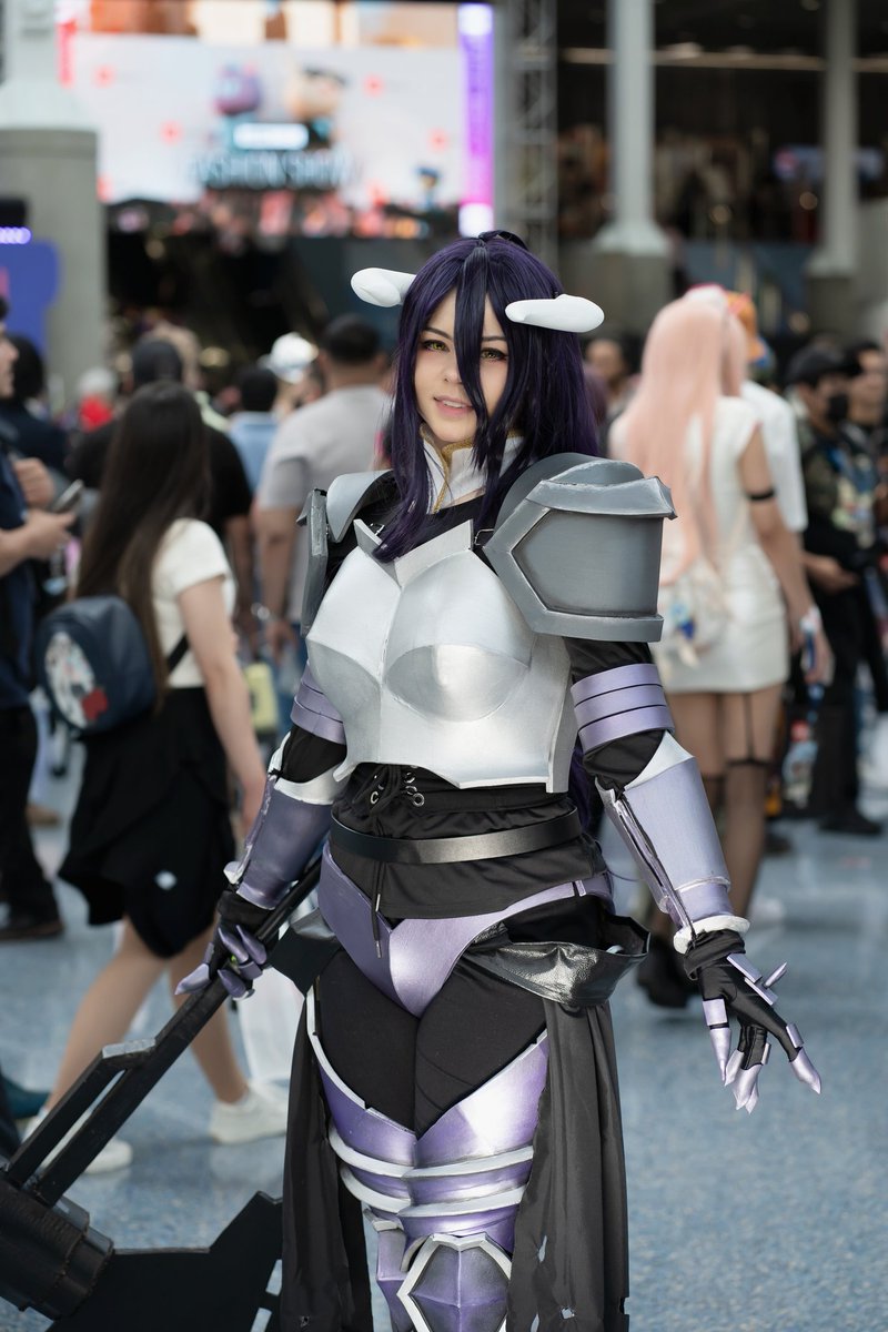 hojichocos's tweet photo. I really want to do some more corrections on Albedo's armor cosplay in the future. She only deserves the best 👌😊💖 https://t.co/GbyxWejQMD