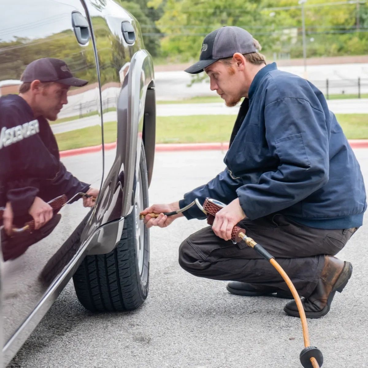 FastLaneAutoCC's tweet image. Fun fact: Did you know that properly inflated tires can improve fuel efficiency? By keeping your tires at the recommended pressure level, you can save money on gas and reduce carbon emissions. Let us check your tire pressure during your next visit!