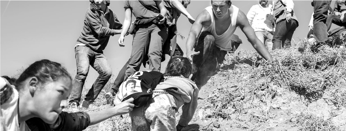 Agradecemos a la familia del fotográfo José Hernández-Claire por su contribución a nuestra más reciente historia, 'El derecho al movimiento', que cuenta los pasos de <a href="/FM4PasoLibre/">FM4 Paso Libre</a> para convertirse en un referente de justicia que supera cualquier frontera👇
mtr.cool/jlcqzmkdyy