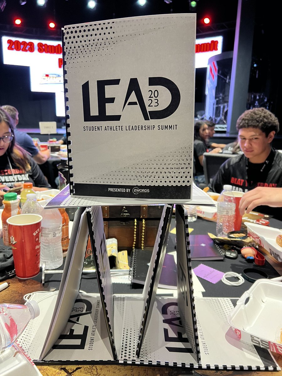The LEAD conference is the foundation of what makes a stable leader #BeatYesterdayLeadEveryday
Table 5 😎👌