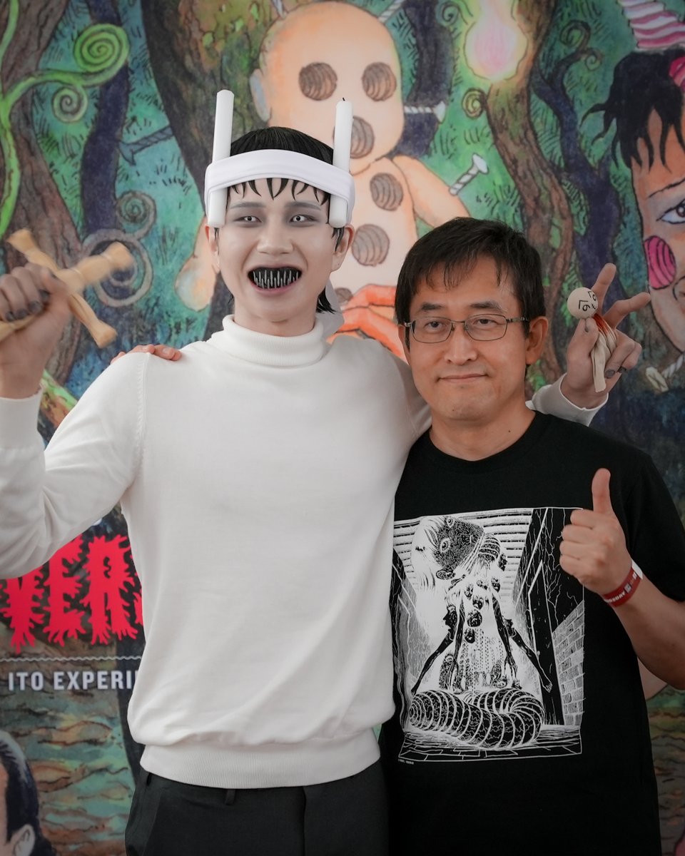 Soichi jumped off the page to meet <a href="/junjiitofficial/">伊藤潤二</a> at the opening of the #SDCC art exhibition: Welcome to the Ito-verse: The Junji Ito Experience!