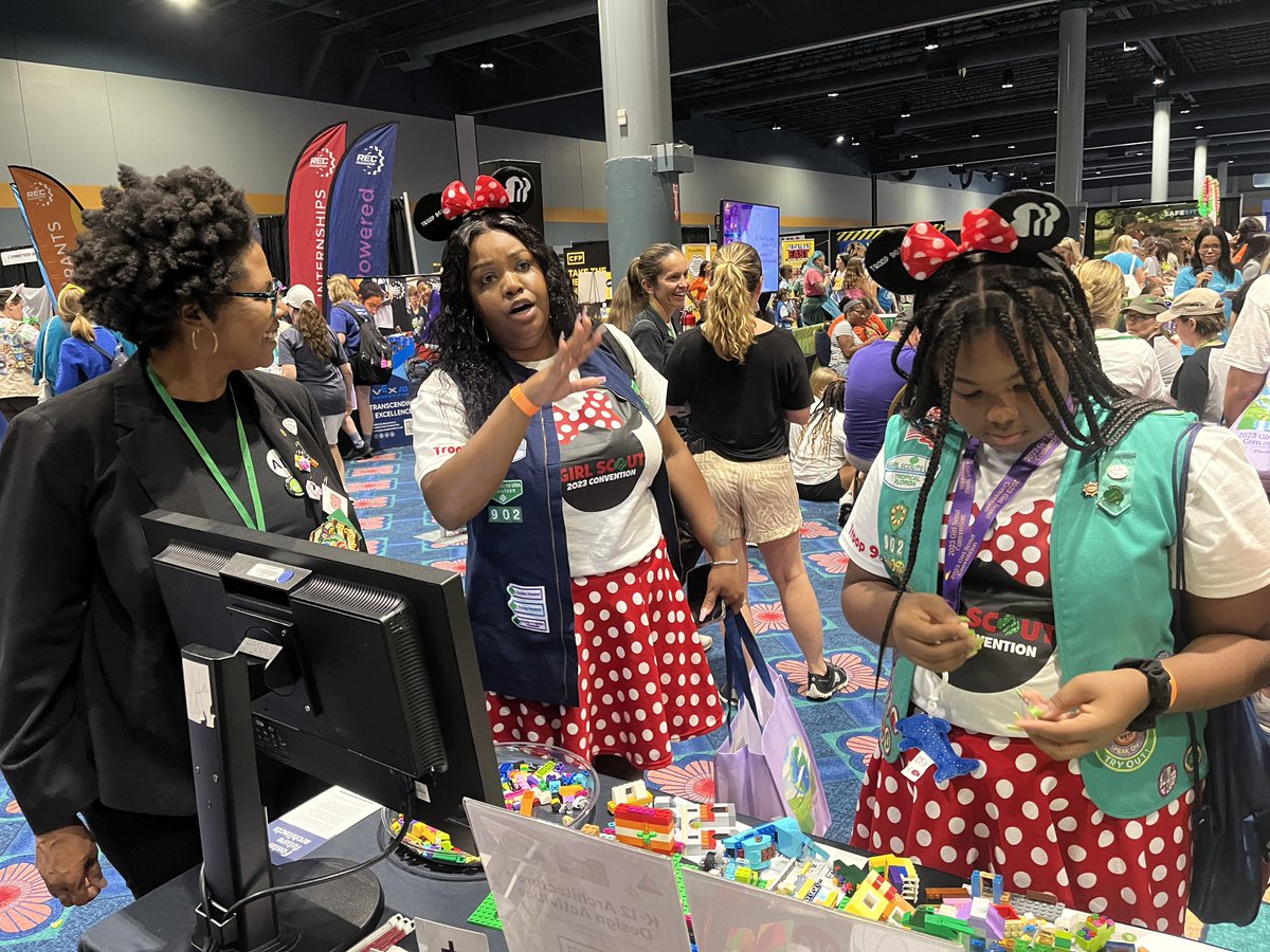 AIANational's tweet photo. Troop leaders, are your Girl Scouts passionate about making a positive impact on the world? 🌍 🌎 🌏 

Encourage them to consider becoming an architect! 📐 Stop by booth #1115 at #PhenomByGirlScouts to learn more. @girlscouts https://t.co/YFvgrh2Mrk