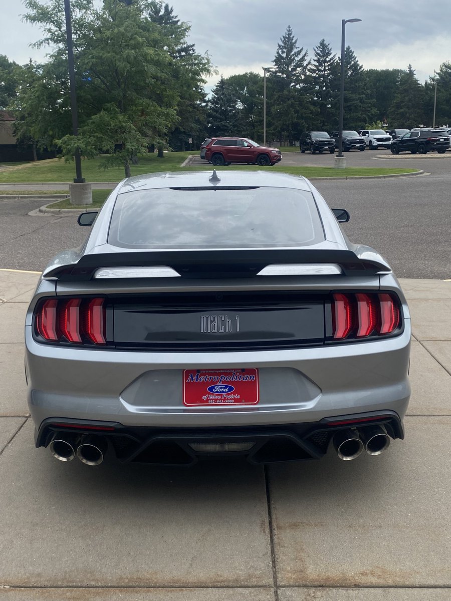 MetroFordEP's tweet photo. Nothing says summer like a ride in a Mustang 😍 Come check out our inventory or test drive this beauty today. #metroford #metropolitanford #fordmustang https://t.co/KMMBbbPemS
