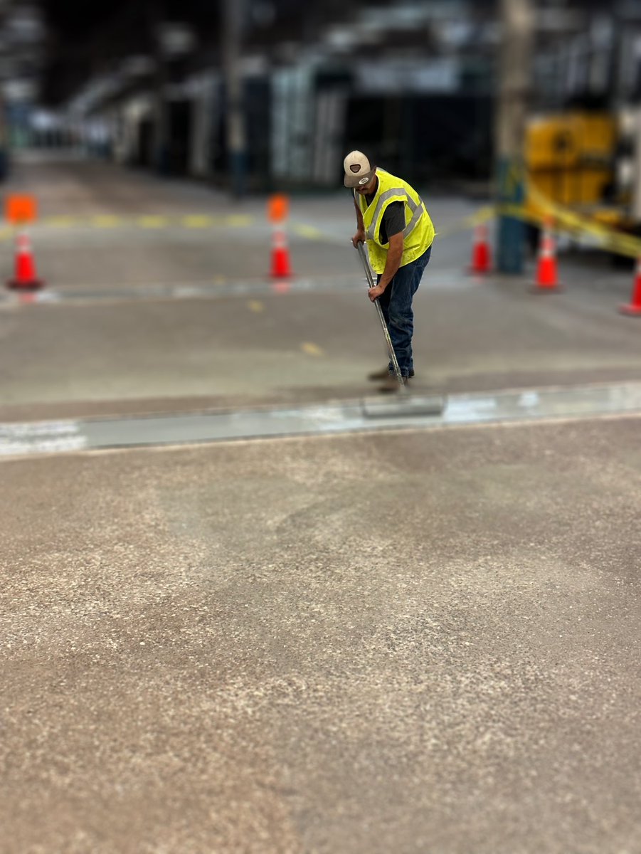 DCConceptsDFW's tweet photo. Tired of damaged goods or product loss due to rough or eroding concrete? 🚧🚷 Safety Concerns? 

We offer Lifetime Flooring Products &amp; Flooring Systems, providing the perfect solution to protect your goods, keep the concrete intact &amp; environment safe
#DistinctiveConcreteConcepts https://t.co/WOeGqX1yds