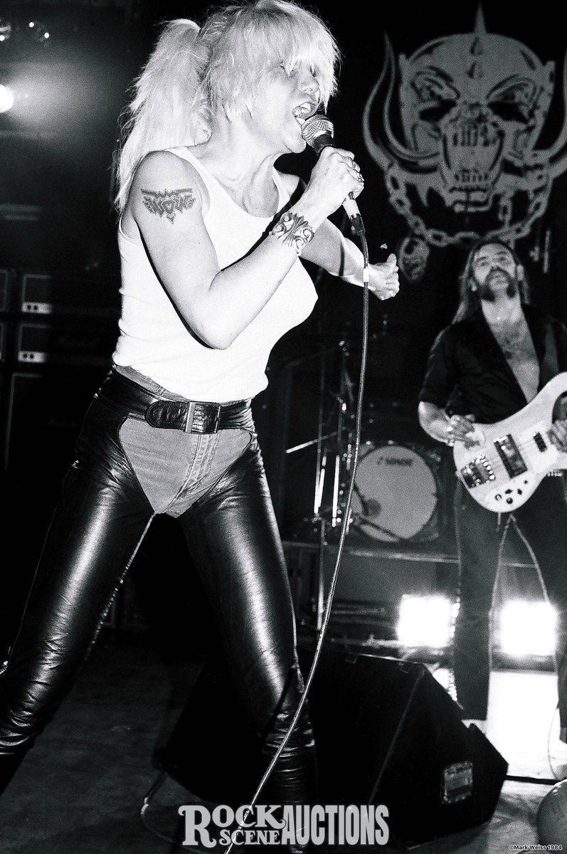 RT @Gracro5: Wendy O. Williams & Lemmy https://t.co/0mNapD2tcD