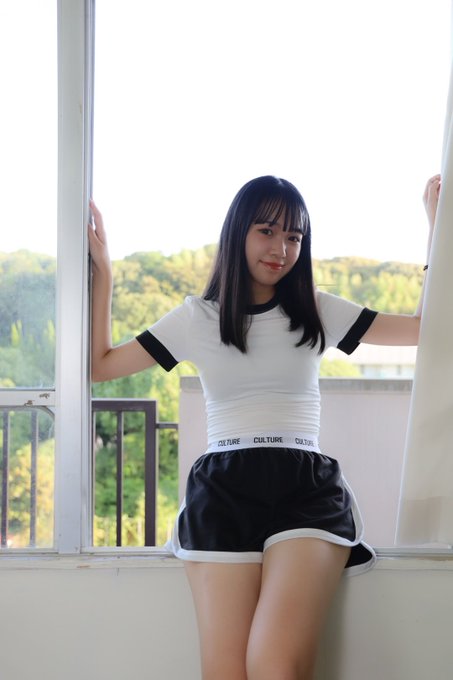 Twitterのコスプレ画像17