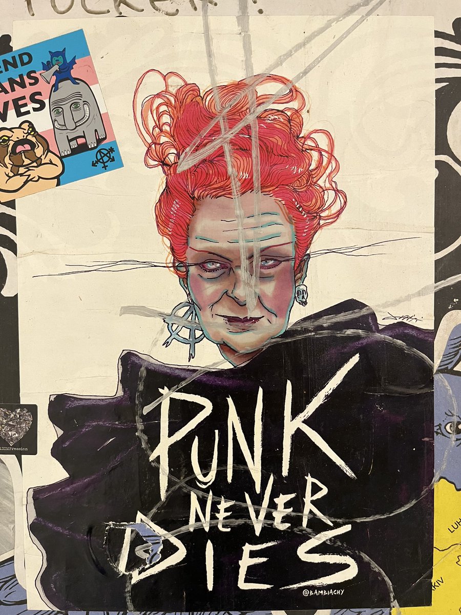 an_floet's tweet photo. @miriam_vollmer Unbedingt mit dem Teenager die Tour Liverpool Street Station-Spitalfields Market - Truman Brewery @RoughTradeRecs - Brick Lane - Redchurch Street gehen.  Hinfahrt mit #ElisabethLine https://t.co/0PzCo5HkwY