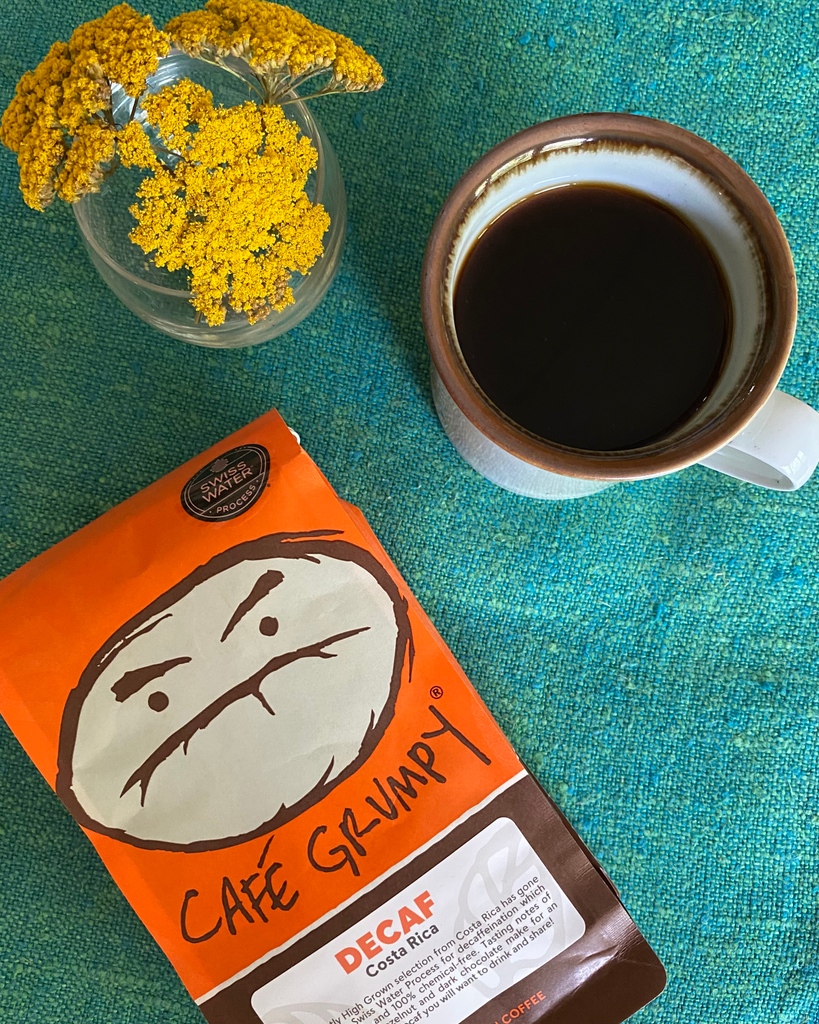 New on our webstore from our longtime partners at <a href="/cafegrumpy/">Cafe Grumpy</a> NYC 🗽 ☕️! A beautiful high-grown selection from Costa Rica with tasting notes of blackberry jam, hazelnut and dark chocolate. 
swisswater.com/collections/sh…