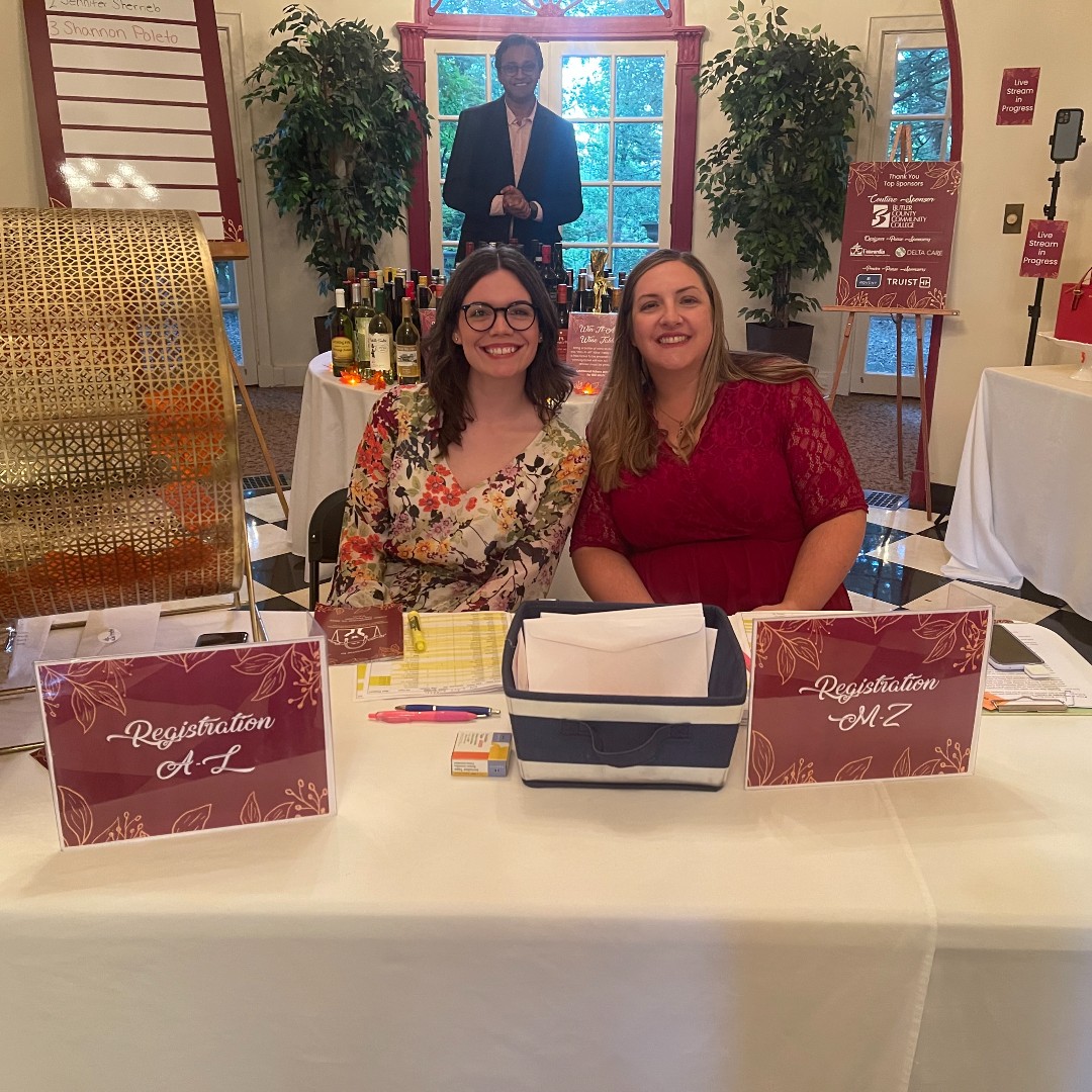 ConcordiaLM's tweet photo. Happy Friday! It’s hard to believe we are just over two months away from the Power of the Purse event! Visit https://t.co/k32WptUWZH to purchase your tickets today! https://t.co/UTi4miR2sj