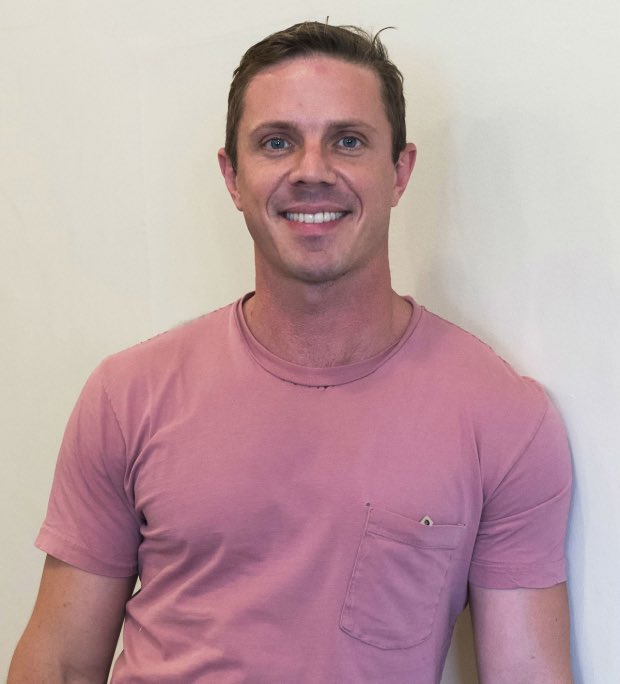 Steve Rickz Living in LA ☀️ on Twitter: "My roommate pointed out that I