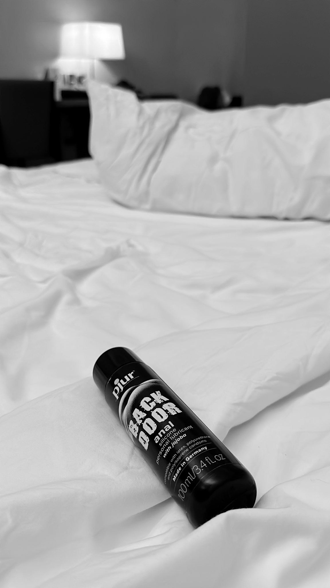 josh. on Twitter: "Madeout, got sucked, 69-ed, & ate out twunk bot’s ass while he sucked me till