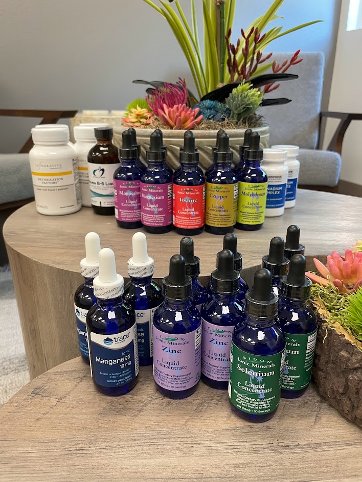 authenticcore1's tweet photo. I recently got to spend some time with my mentor, Dr. Matts. He helped me put together a whole testing kit as well as helped me compile these supplements in the picture. Feel free to book and appointment for muscle testing to see if you need one of these in your life. 
#chiro https://t.co/7EyVXSWmtI