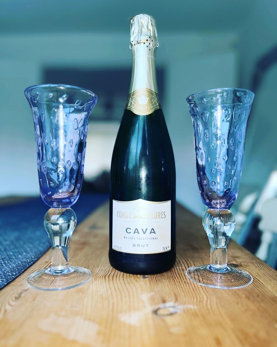 Mairead_Friary π (@mairead_friary) on Twitter photo Thumbs up as mummyβs team got green ππ I am so incredibly proud of my team for achieving 2nd green assessment and accreditation π Itβs been such a rollercoaster the last 3 years but it shows hard work & team work pays off πππππ<a href="/NGHnhstrust/">Northampton General Hospital π</a> <a href="/AANGH6/">A&A @ NGH</a> <a href="/Jendscott/">Jenny Scott</a> <a href="/lhubby1/">Lisa Husbands</a> Thumbs up as mummyβs team got green ππ I am so incredibly proud of my team for achieving 2nd green assessment and accreditation π Itβs been such a rollercoaster the last 3 years but it shows hard work & team work pays off πππππ<a href="/NGHnhstrust/">Northampton General Hospital π</a> <a href="/AANGH6/">A&A @ NGH</a> <a href="/Jendscott/">Jenny Scott</a> <a href="/lhubby1/">Lisa Husbands</a>