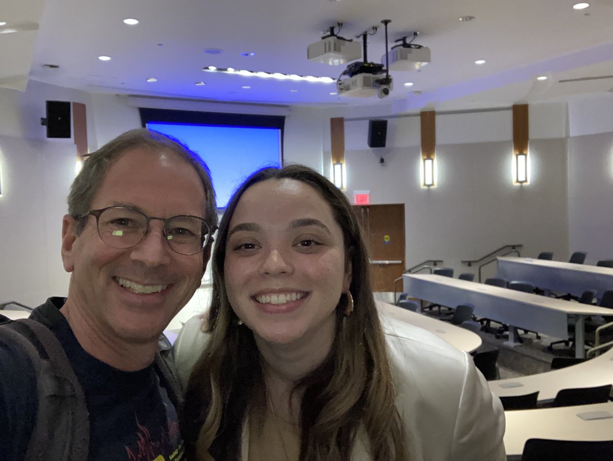 Erik Herzog (@erikherzog) on Twitter photo Introducing Dr Makenzie Norris ā¦<a href="/kenzie_royal/">Makenzie Norris, PhD</a>ā©, the second ā¦<a href="/WUSTL_ENDURE/">WUSTL ENDURE</a>ā© scholar to get their PhD! A full auditorium and online crowd witnessed a spectacular recounting of new ways to address chronic pain. Introducing Dr Makenzie Norris ā¦<a href="/kenzie_royal/">Makenzie Norris, PhD</a>ā©, the second ā¦<a href="/WUSTL_ENDURE/">WUSTL ENDURE</a>ā© scholar to get their PhD! A full auditorium and online crowd witnessed a spectacular recounting of new ways to address chronic pain.