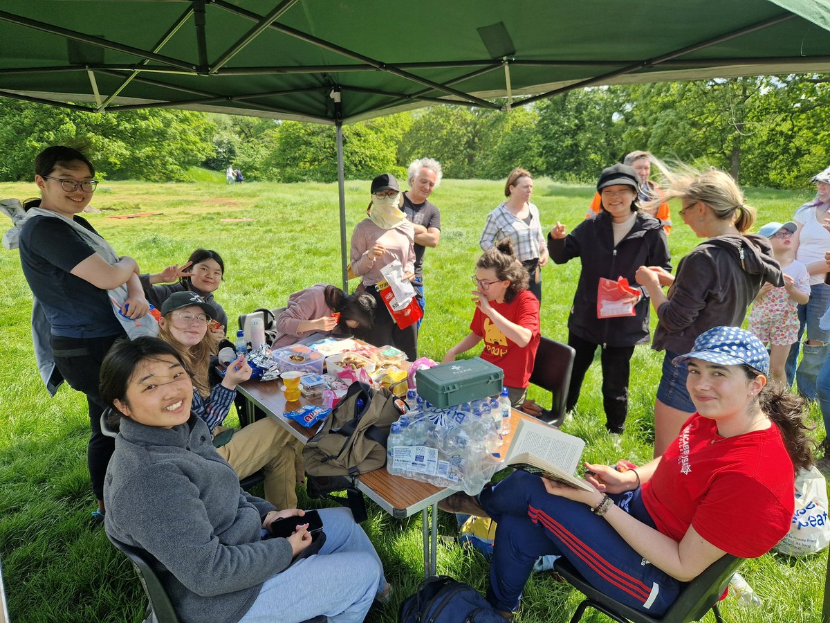 Br00kes's tweet photo. @ArchaeologyKent @AskAnArchDay @civisVIE @UCLarchaeology And the sesame chilli seaweed things won! https://t.co/vtrlRYEDmU