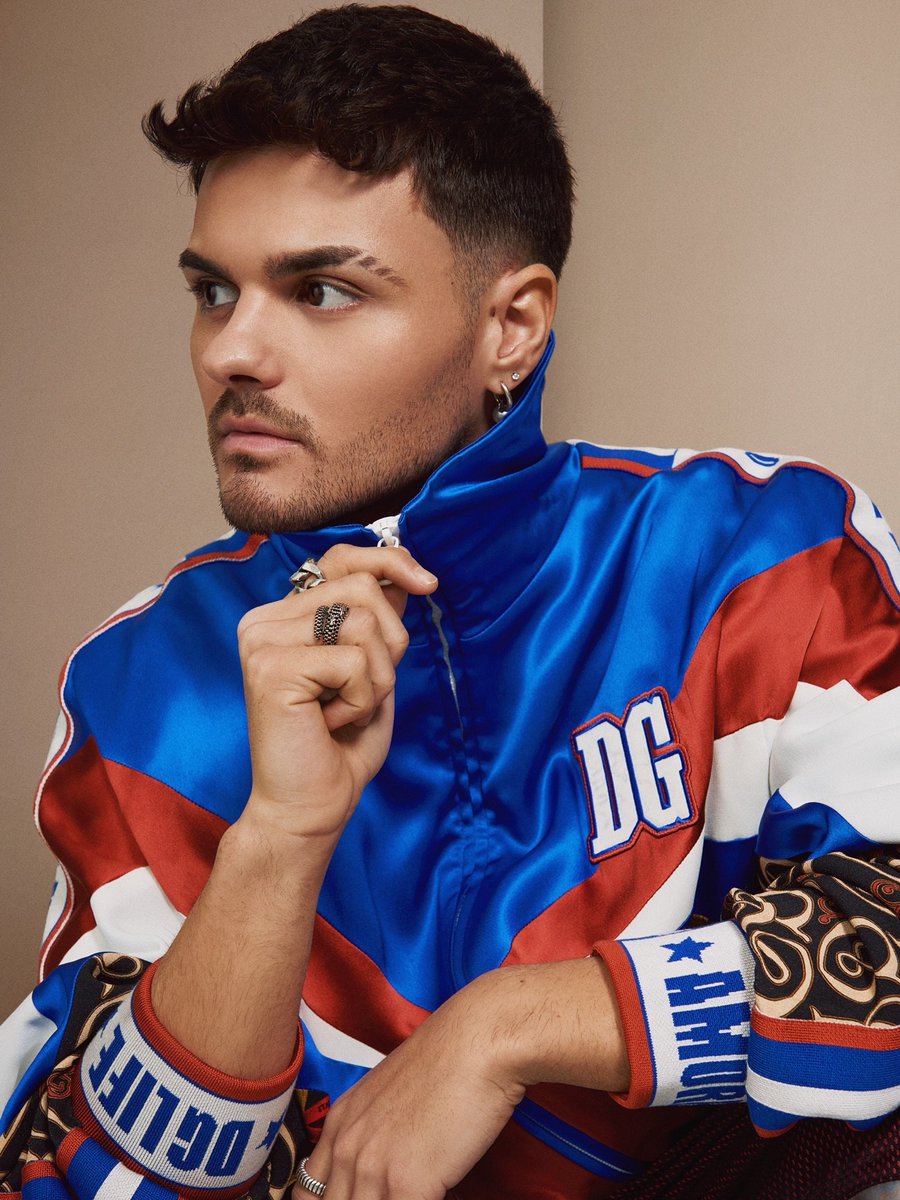 Formula_Music's tweet photo. ¡Comparte tu Top 5 de Mejores Canciones de @AbrahamMateo! 
1.-
2.-
3.-
4.-
5.- https://t.co/y15k2QPiVh