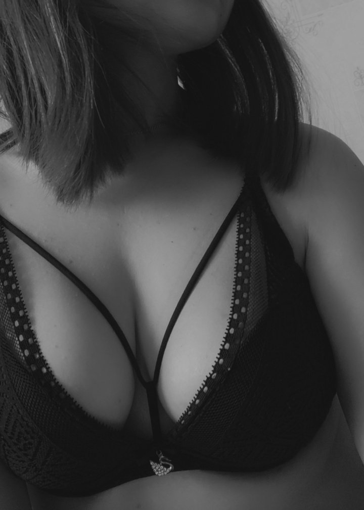 Что-то мне скучно дома