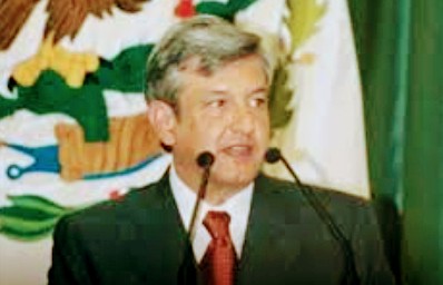 JACrespo1's tweet photo. La congruencia en persona. 

2007- Exijo una ley que impida a los presidentes hacer campaña abierta por su partido y contra la oposición (salvo cuando yo llegue a la presidencia, pues estarían limitando  mi libertad de expresión). https://t.co/rD4YdvKZqC