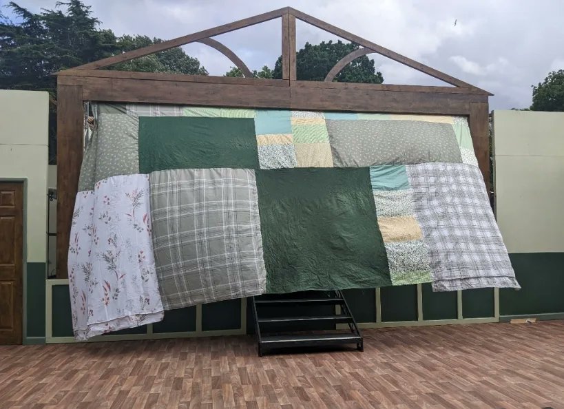 ella routledge tweet media