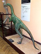 Dees_Knees's tweet photo. @Emily_Art Sure, modern ornithomimids are great. But god, the gangly beaky lizardmen they used to be just look so alien and unique I can’t not love them. https://t.co/kw4zfoP3U5