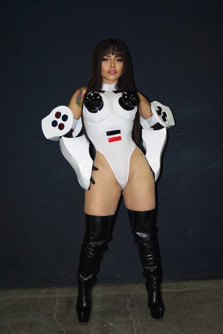 Suscr&iacute;bete https://t.co/qgkb8AOS6p https://t.co/R01TNXEoAi<a href="/tag/andreina_fon"class="tags"><span>#andreina_fon</span></a><a href="/tag/andreinafonseca"class="tags"><span>#andreinafonseca</span></a>