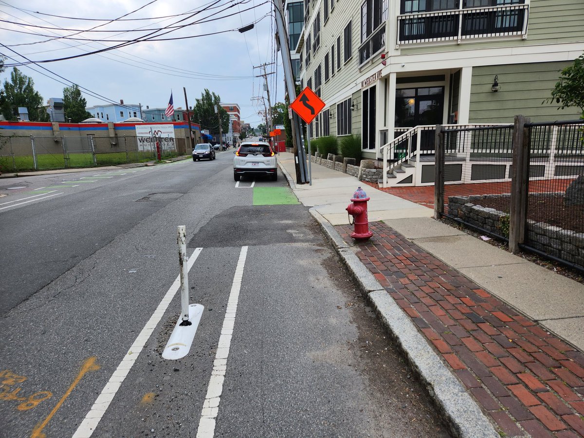 Cars In Bike lanes tweet media
