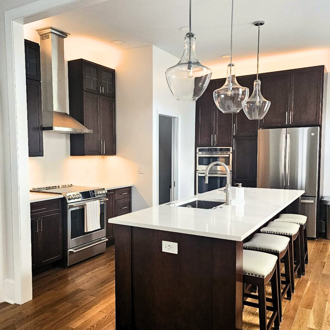 dRemodeling1's tweet photo. Happy Inspiration Friday! 🌟

We're thrilled to kick off the weekend with some kitchen cabinet inspiration! 😍

Let us know in the comments below if you are team brown, blue, or white cabinets! 🤎🤍💙 https://t.co/HiFe3ll8ER