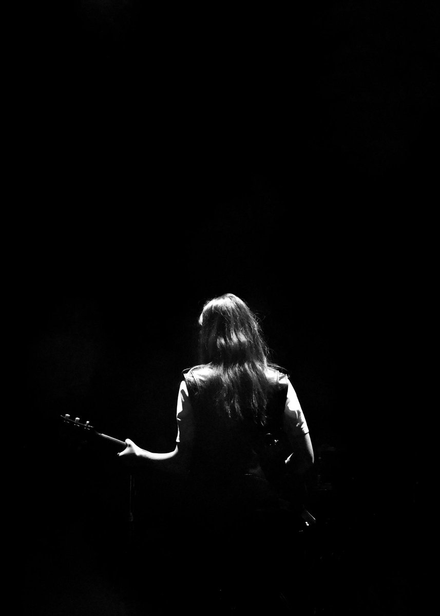 photosby_ali_'s tweet photo. One more Haim.. photos (from night 1 and 3) 🫶🏼 #DaysAreBack 🤘🏼 https://t.co/VDPOnCAMeR